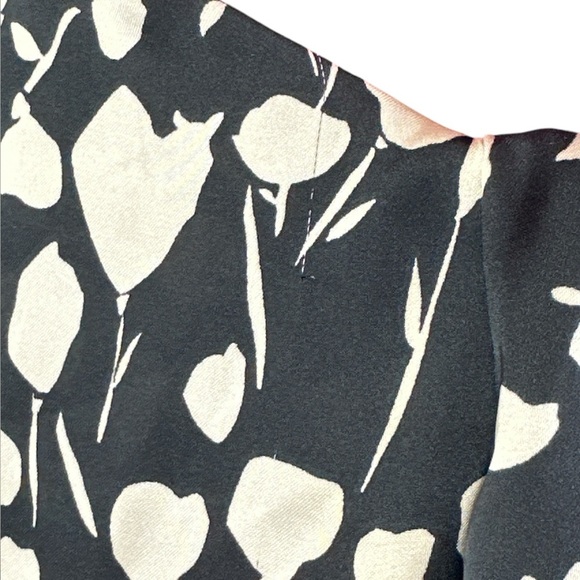 ZARA black and ivory satin easy care halter top - Picture 8 of 11